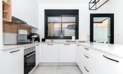 Revente - Villa - Los Montesinos