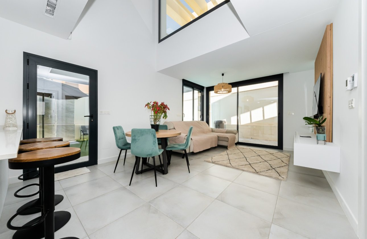 Revente - Villa - Los Montesinos