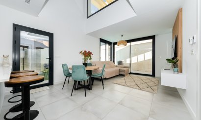 Revente - Villa - Los Montesinos