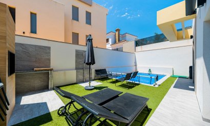 Revente - Villa - Los Montesinos