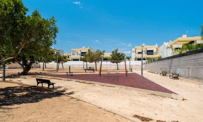 Revente - Villa - Los Montesinos