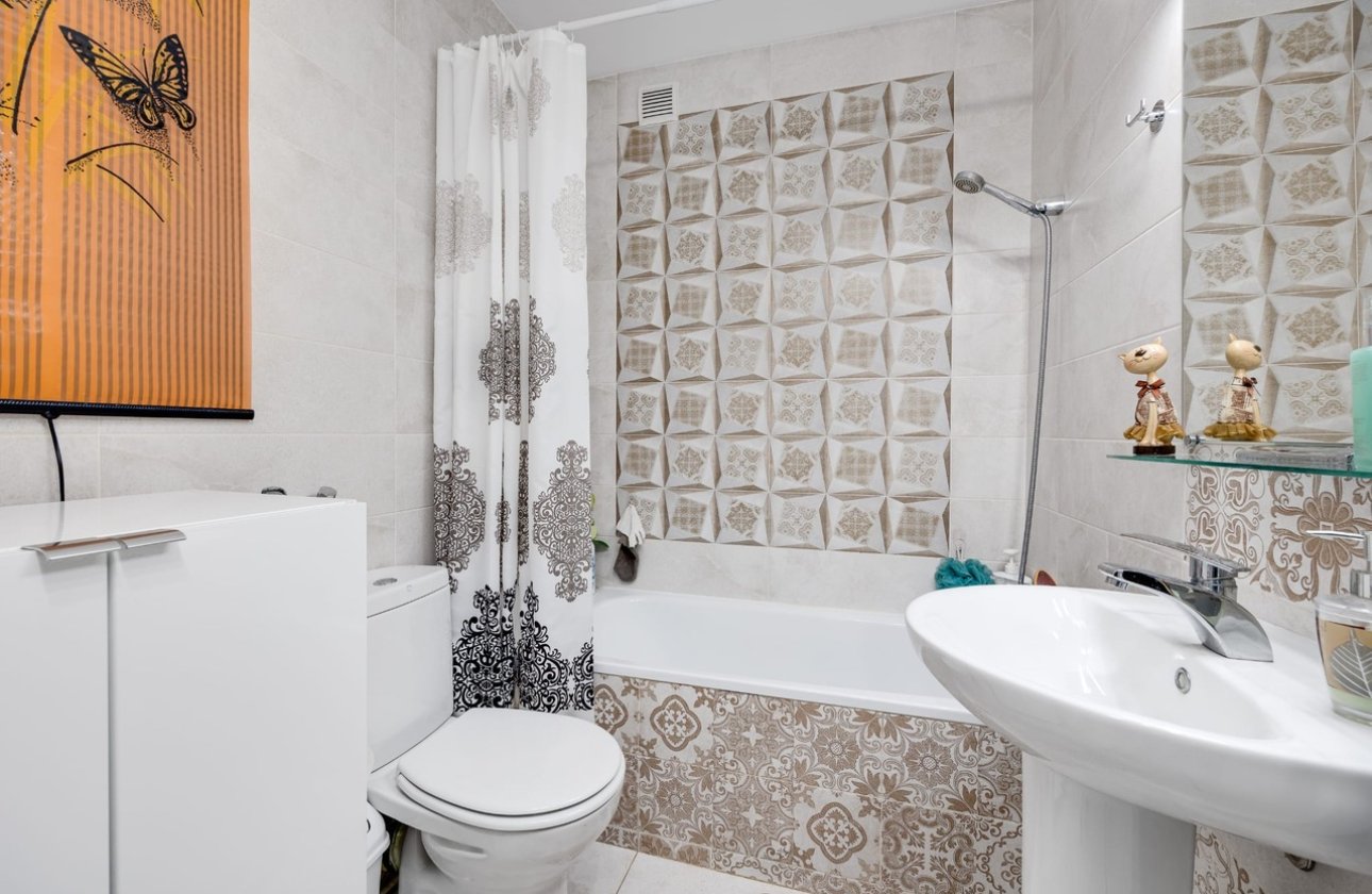 Revente - Maison de ville - Torrevieja