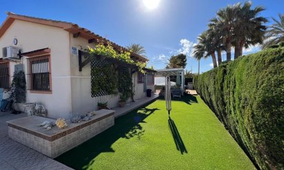 Revente - Villa - Cabo Roig
