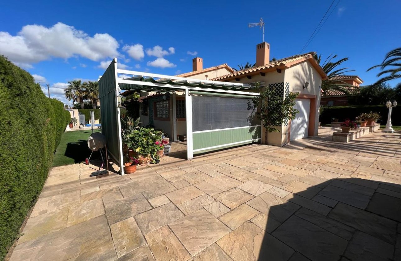 Revente - Villa - Cabo Roig