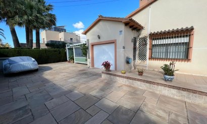 Revente - Villa - Cabo Roig