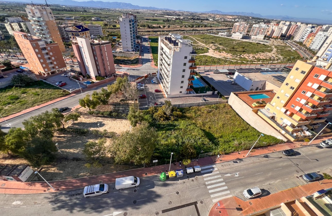 Resale - Plot / Land - Guardamar del Segura - Guardamar