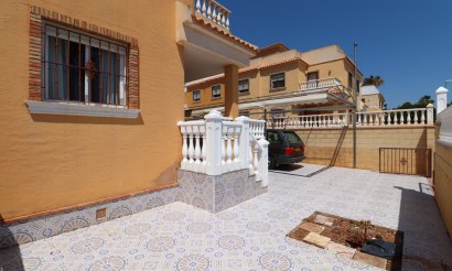 Resale - Townhouse - Ciudad Quesada - Lo Marabu