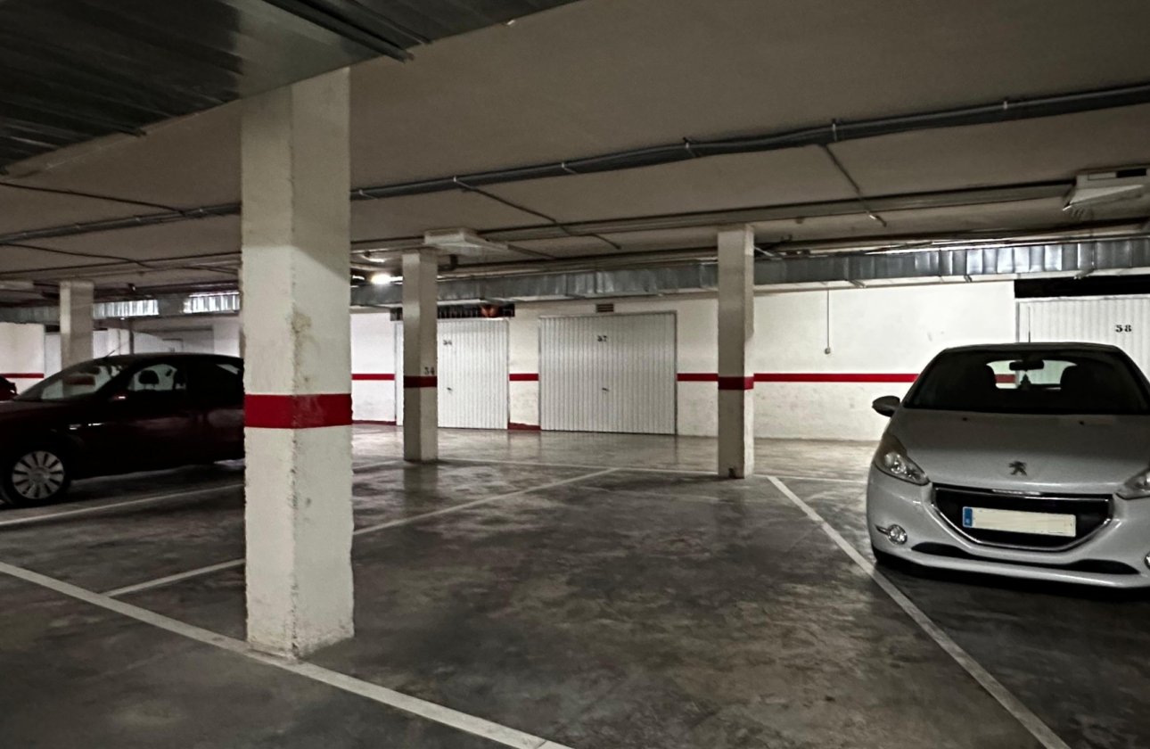 Resale - Apartment / flat - Rafal - Rafal - Town