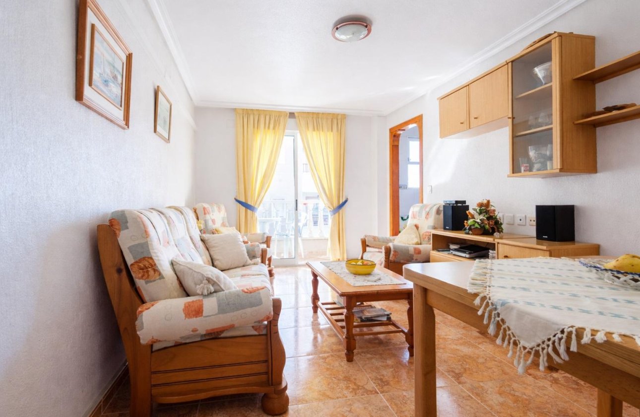 Resale - Apartment / flat - Torrevieja - Parque de Las Naciones
