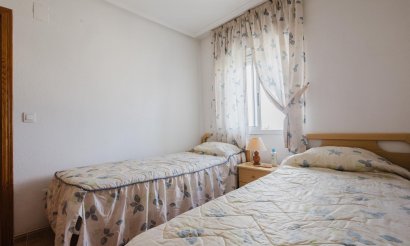Resale - Apartment / flat - Torrevieja - Parque de Las Naciones