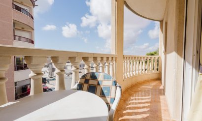 Resale - Apartment / flat - Torrevieja - Parque de Las Naciones