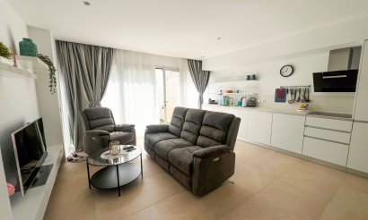 Resale - Apartment / flat - Torrevieja - Los Balcones