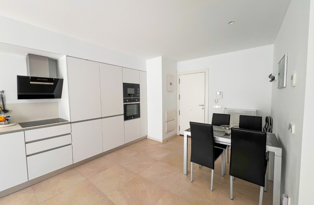 Resale - Apartment / flat - Torrevieja - Los Balcones