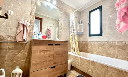 Resale - Apartment / flat - Cabo Roig