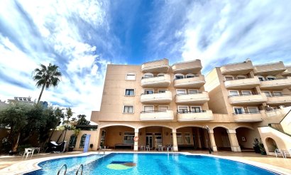 Resale - Apartment / flat - Cabo Roig