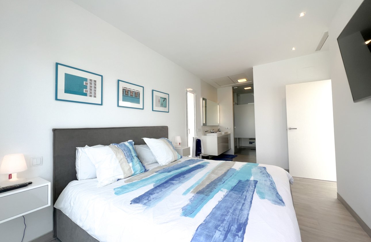 Resale - Villa - Las Colinas Golf Resort