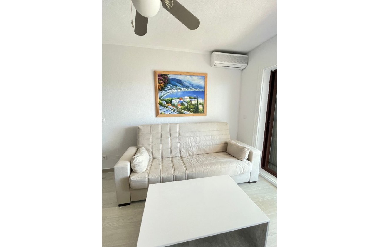 Resale - Apartment / flat - Cabo Roig