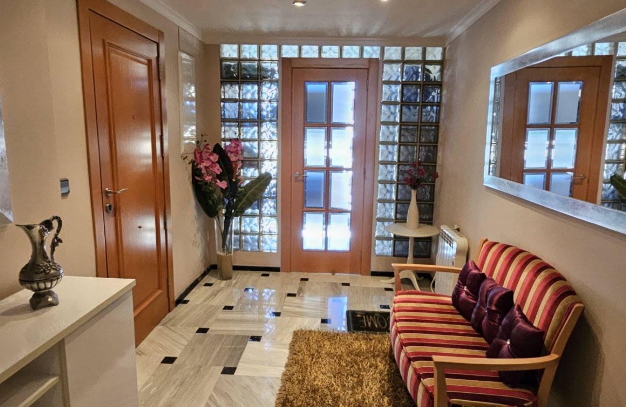 Resale - Apartment / flat - Benidorm - Levante