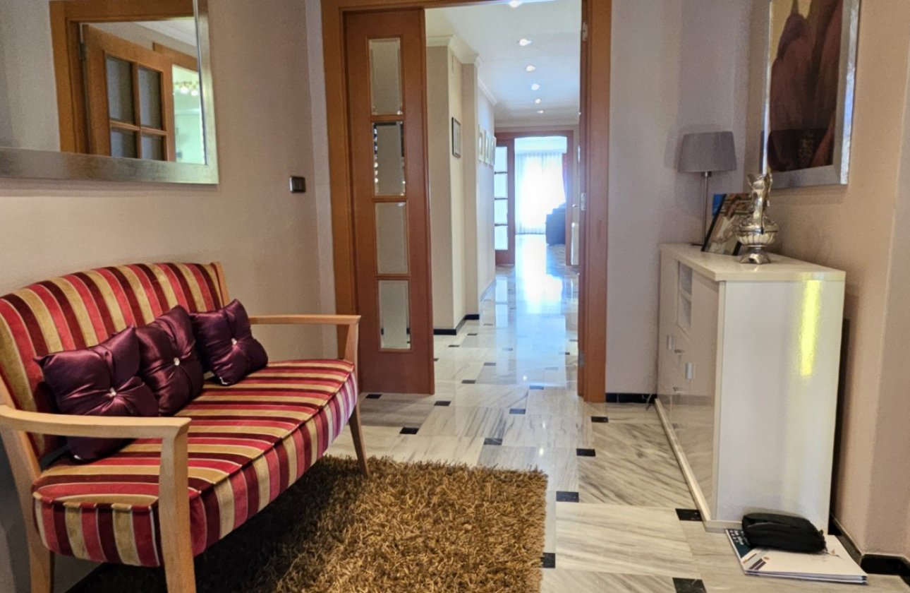 Resale - Apartment / flat - Benidorm - Levante