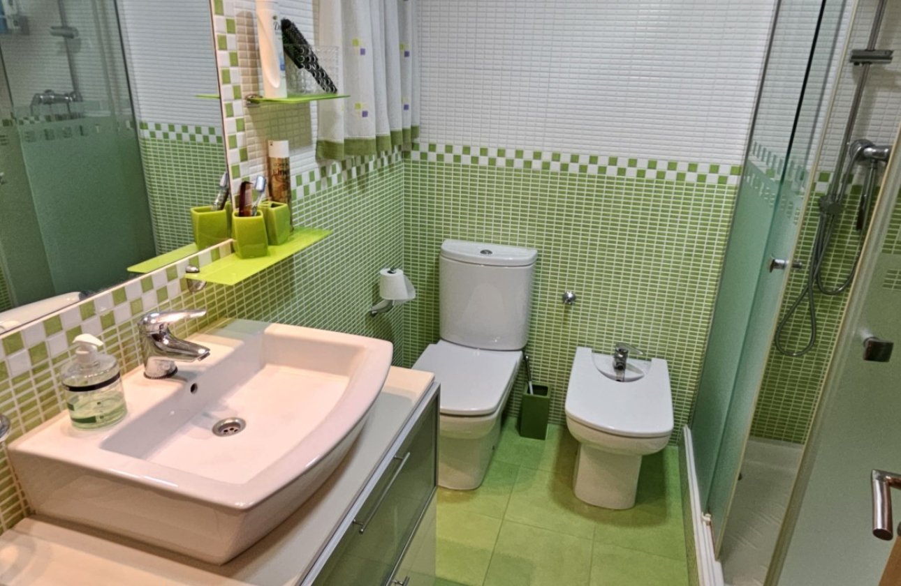 Resale - Apartment / flat - Benidorm - Levante