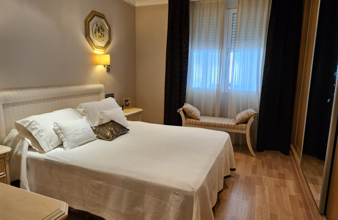 Resale - Apartment / flat - Benidorm - Levante