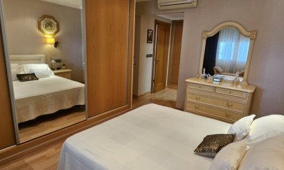 Resale - Apartment / flat - Benidorm - Levante