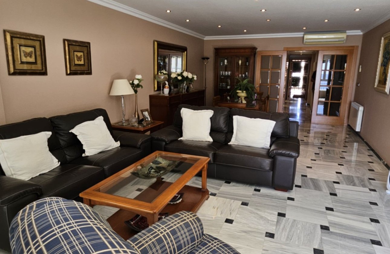 Resale - Apartment / flat - Benidorm - Levante