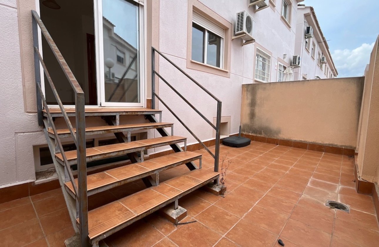 Resale - Townhouse - Polop - Urbanizaciones