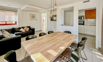 Resale - Villa - La Nucía - Montebello