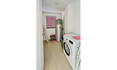 Resale - Villa - La Nucía - Montebello