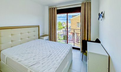 Resale - Villa - La Nucía - Montebello