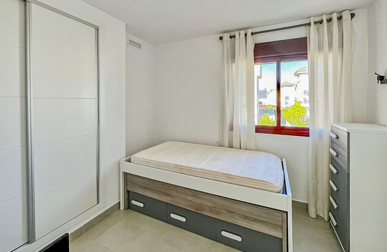 Resale - Villa - La Nucía - Montebello