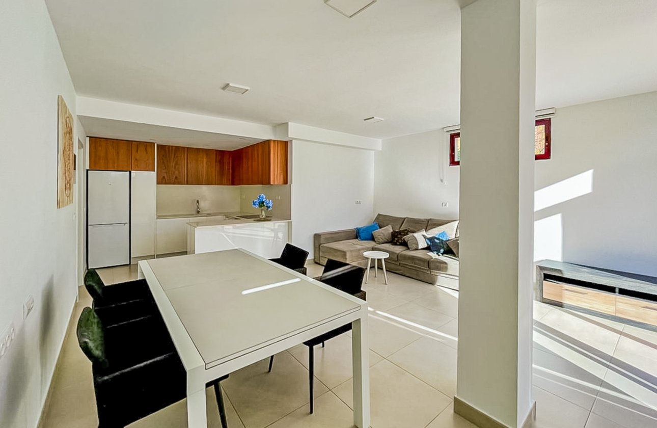 Resale - Villa - La Nucía - Montebello