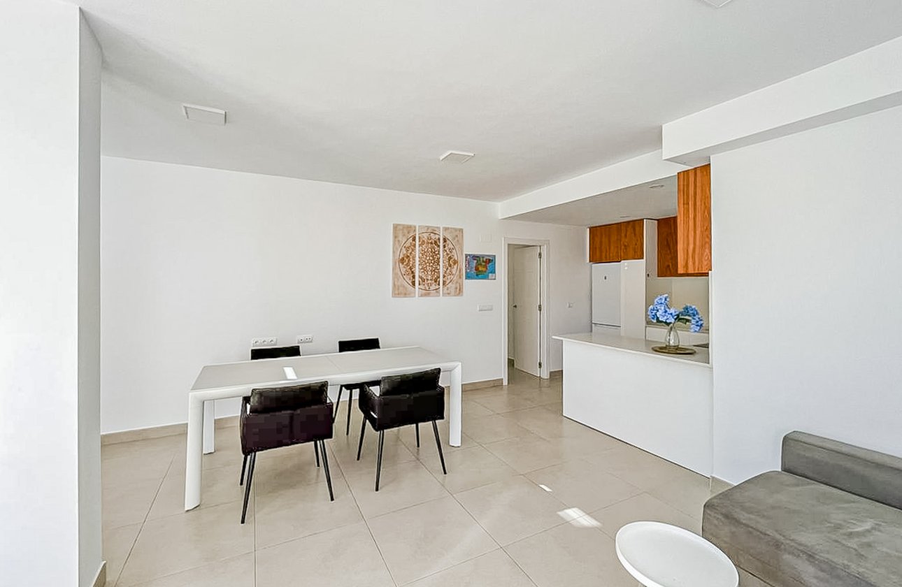 Resale - Villa - La Nucía - Montebello