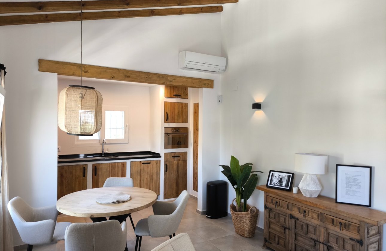 Resale - Villa - Benissa - La Fustera