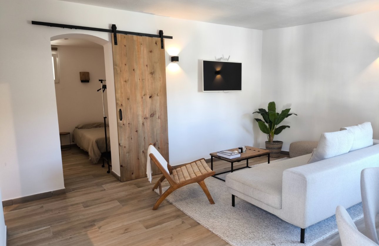 Resale - Villa - Benissa - La Fustera