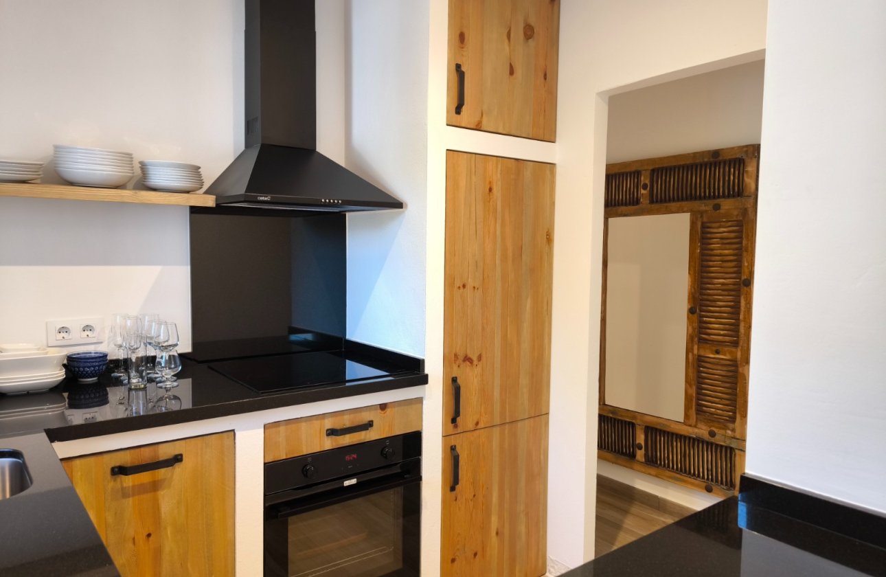 Resale - Villa - Benissa - La Fustera