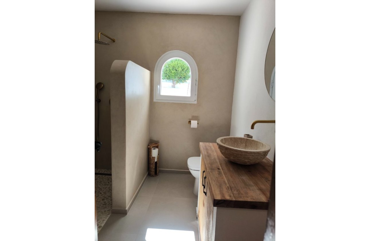 Resale - Villa - Benissa - La Fustera