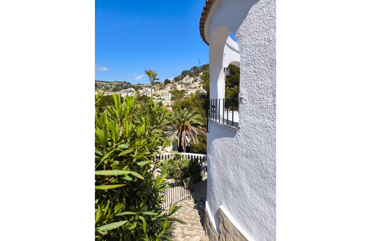 Resale - Villa - Benissa - La Fustera