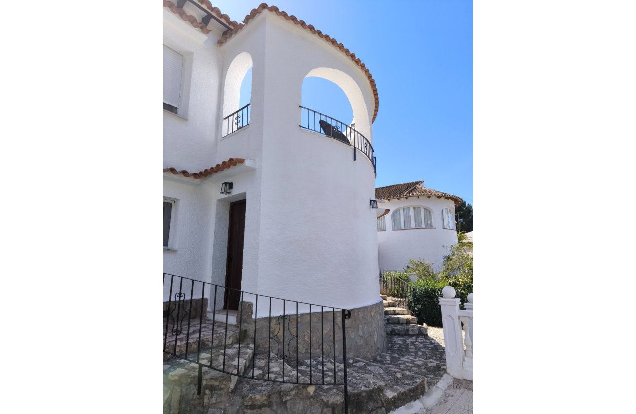 Resale - Villa - Benissa - La Fustera