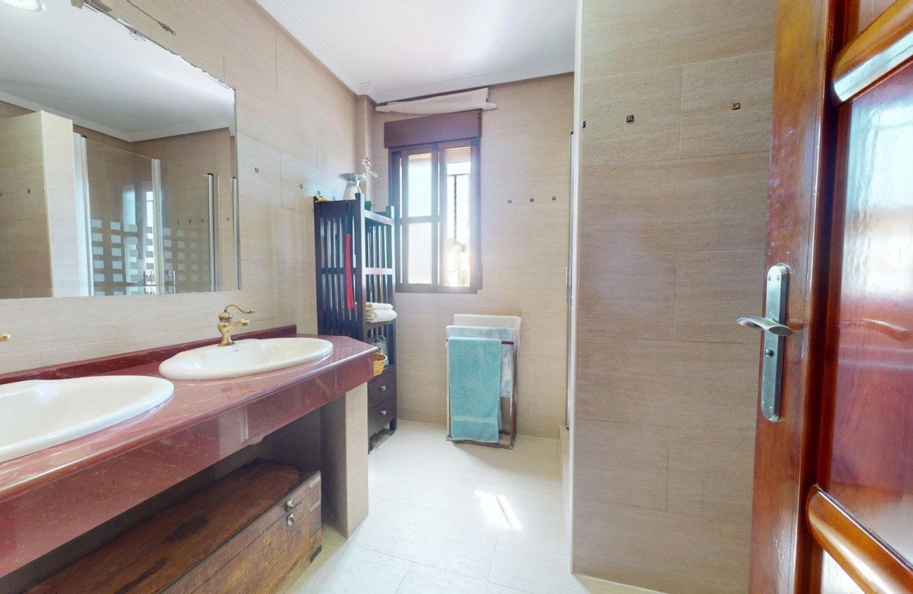 Reventa - Villa - Aguilas