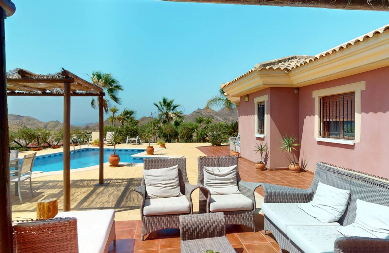 Reventa - Villa - Aguilas