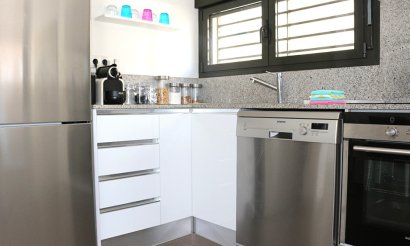 Resale - Villa - Orihuela Costa - La Zenia