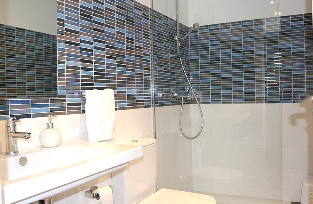 Resale - Villa - Orihuela Costa - La Zenia