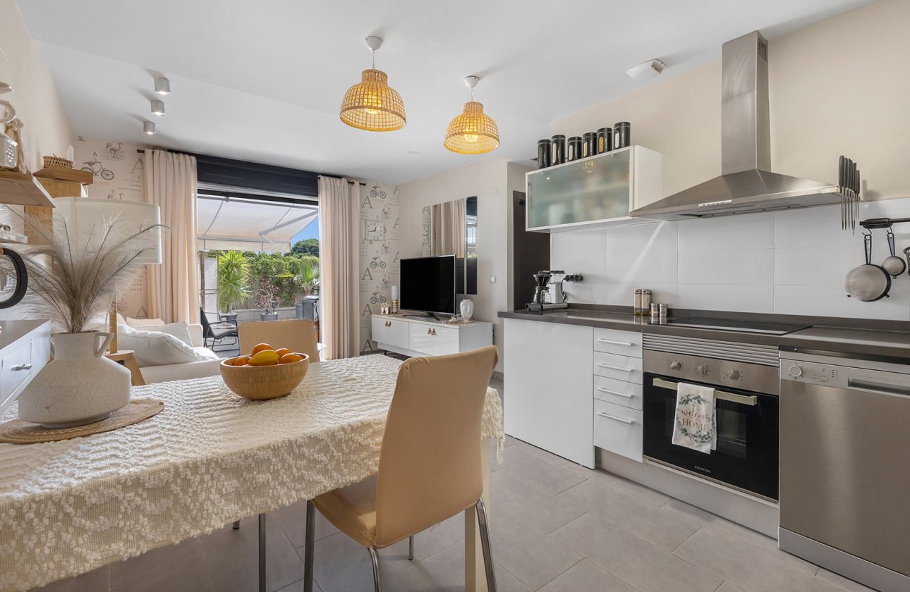 Resale - Apartment / flat - La Mata - Playa