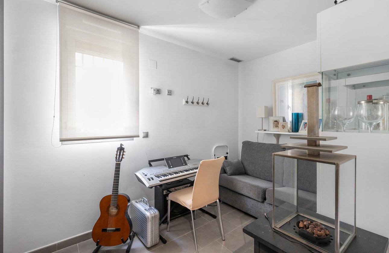 Resale - Apartment / flat - La Mata - Playa