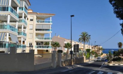 Resale - Apartment / flat - Villajoyosa - Varadero/ Estudiantes beach