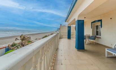 Resale - Villa - La Manga del Mar Menor - Playa del Estacio