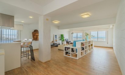 Resale - Villa - La Manga del Mar Menor - Playa del Estacio