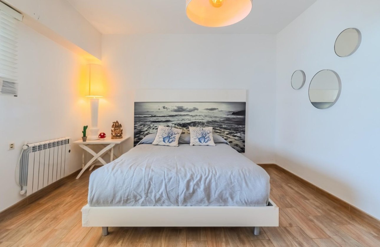 Resale - Villa - La Manga del Mar Menor - Playa del Estacio